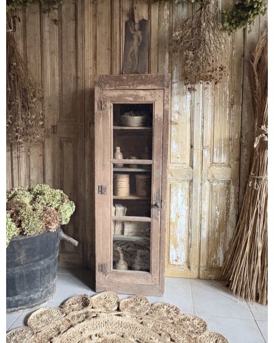 Ravissante ancienne armoire vitrée à la magnifique patine