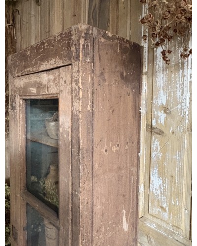 Ravissante ancienne armoire vitrée à la magnifique patine