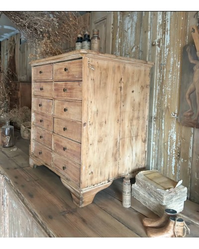 Ancien meuble d'horloger