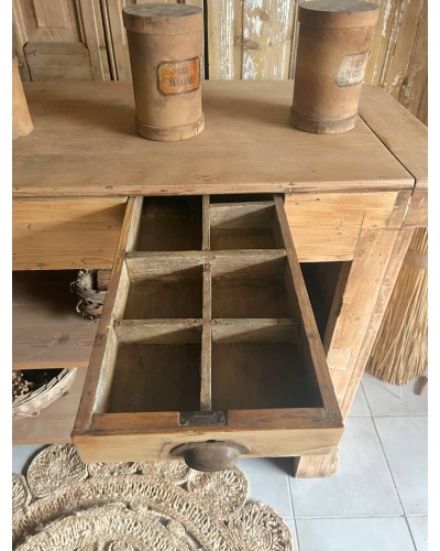 Ancien comptoir